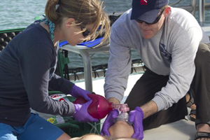 premier-soins-plongeur-professionnel-dan-first-aid-diver.png